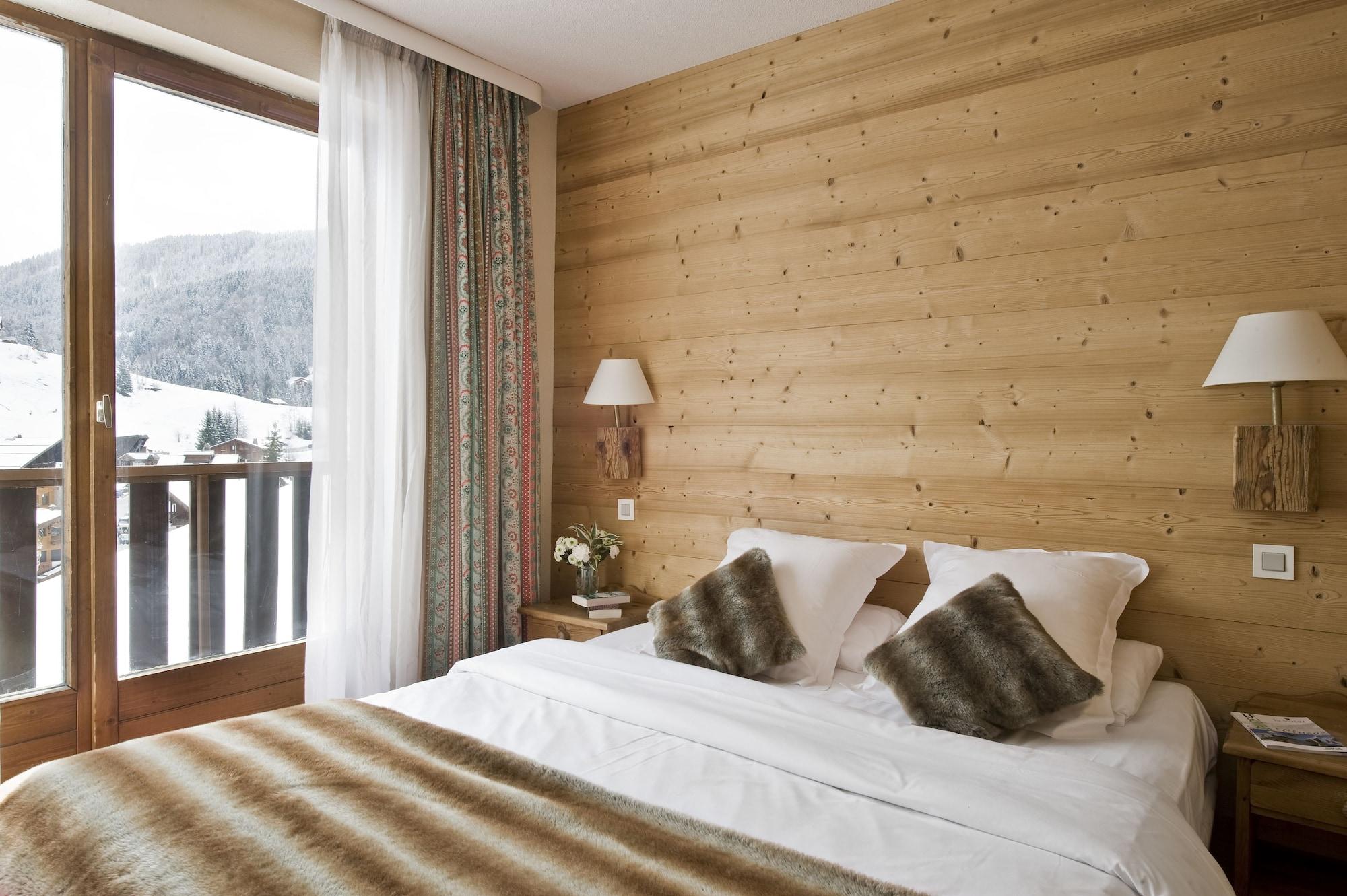 Hotel Alpen Roc ラ・クリュサ 部屋 写真