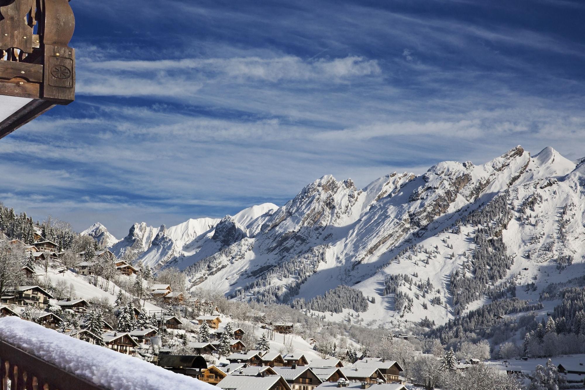 Hotel Alpen Roc ラ・クリュサ エクステリア 写真