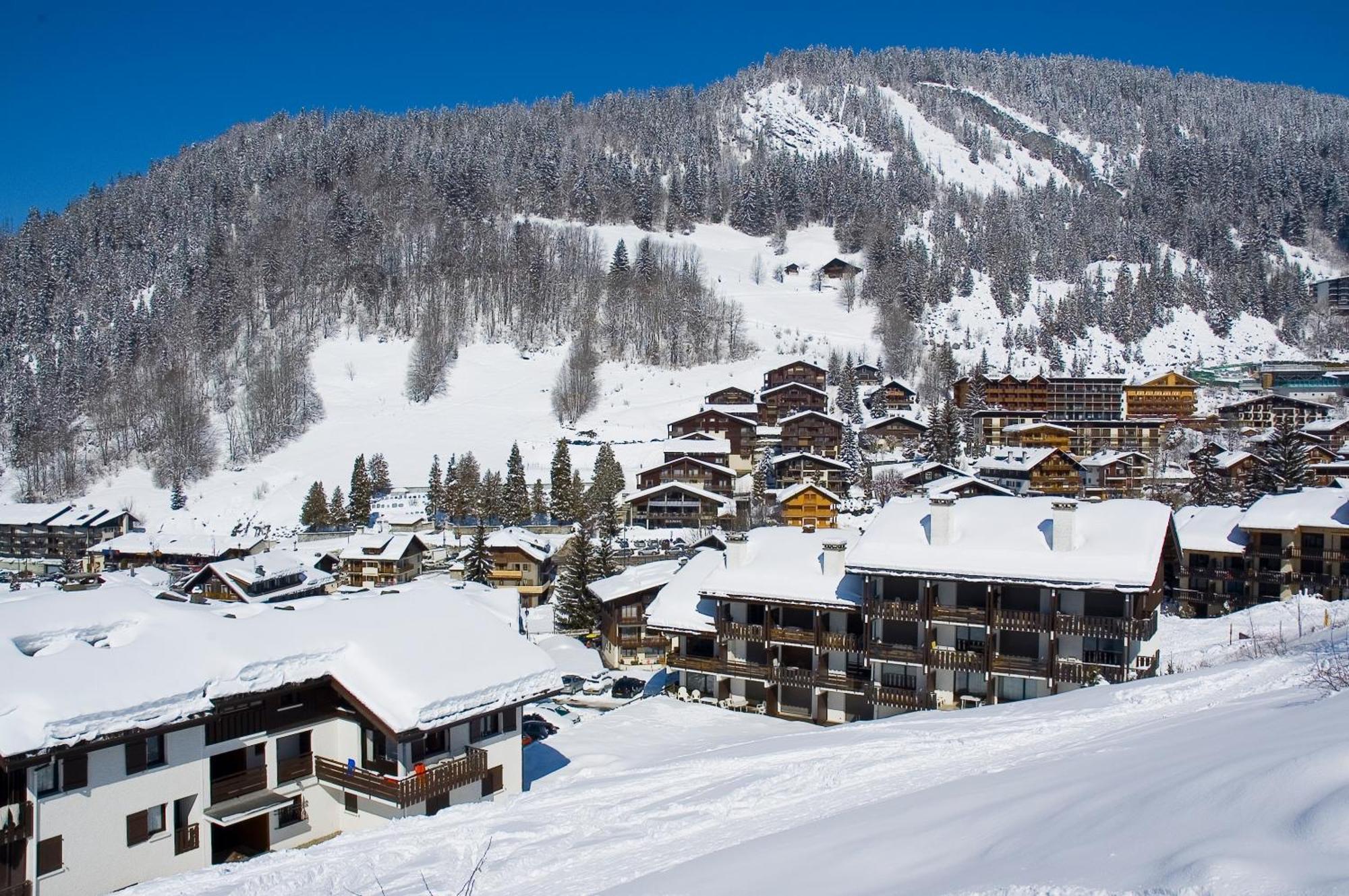 Hotel Alpen Roc ラ・クリュサ エクステリア 写真