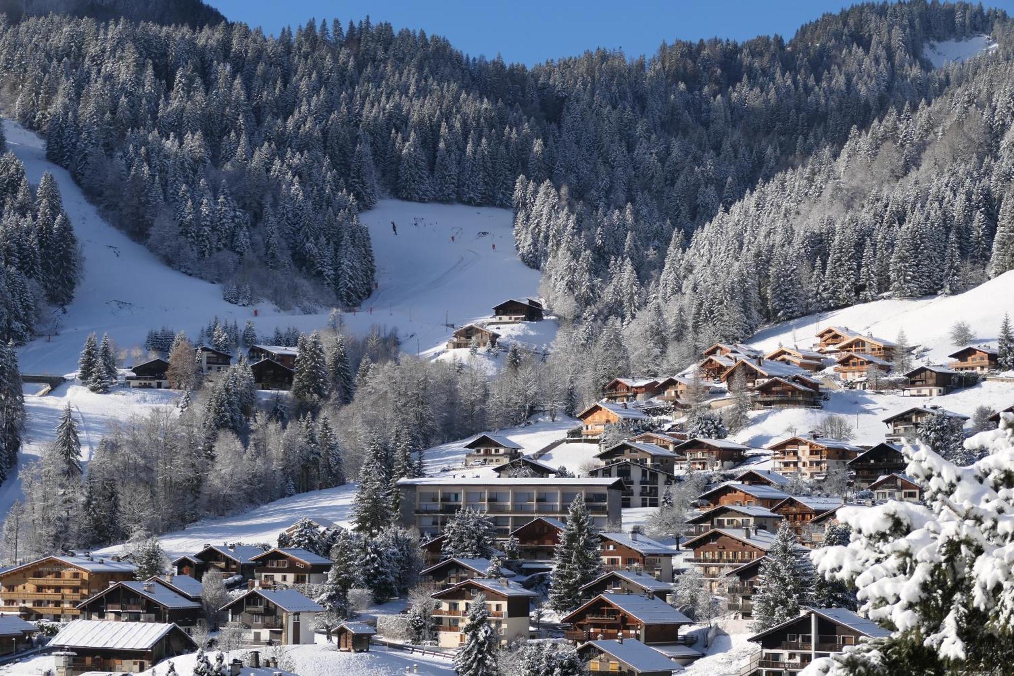 Hotel Alpen Roc ラ・クリュサ エクステリア 写真