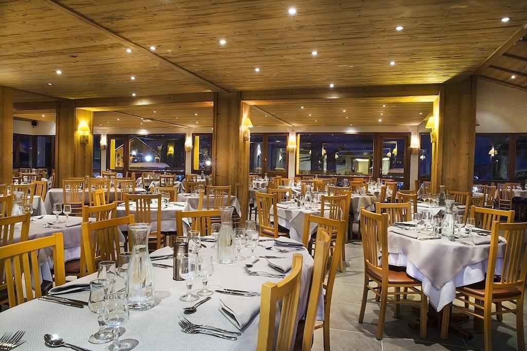 Hotel Alpen Roc ラ・クリュサ エクステリア 写真