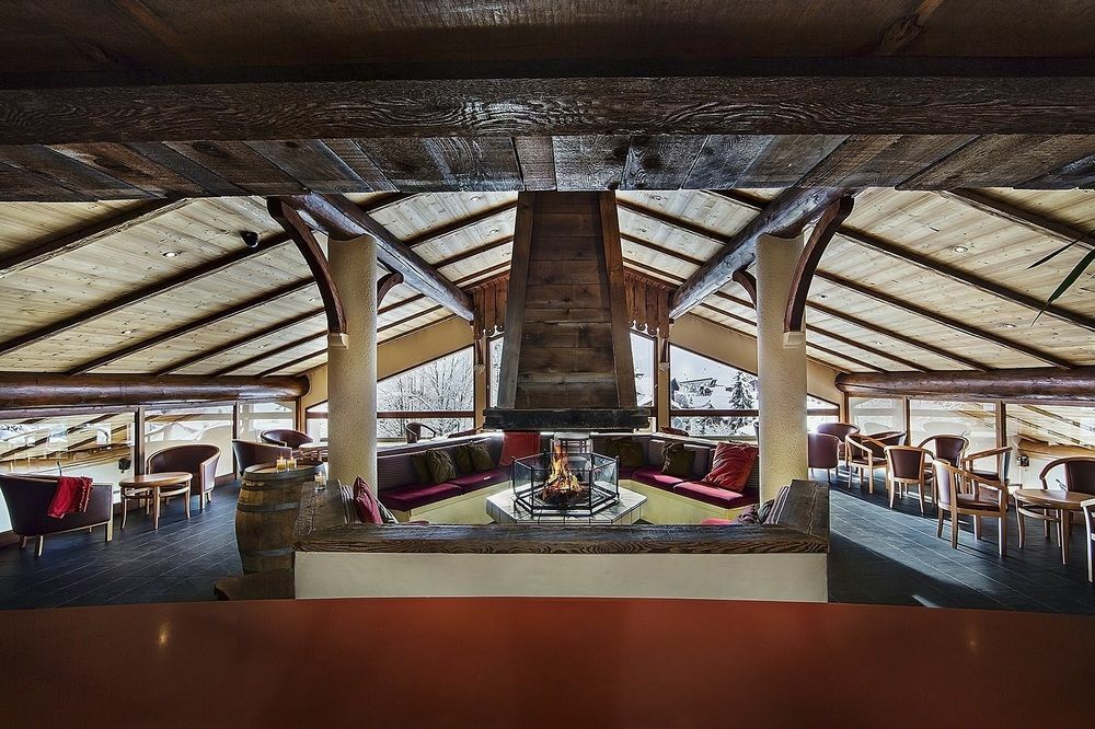 Hotel Alpen Roc ラ・クリュサ エクステリア 写真